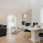And With Parking Space - 10339 Rogoznica (Sibenik-Knin)