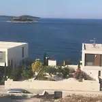 And With Parking Space - 10339 Rogoznica (Sibenik-Knin)