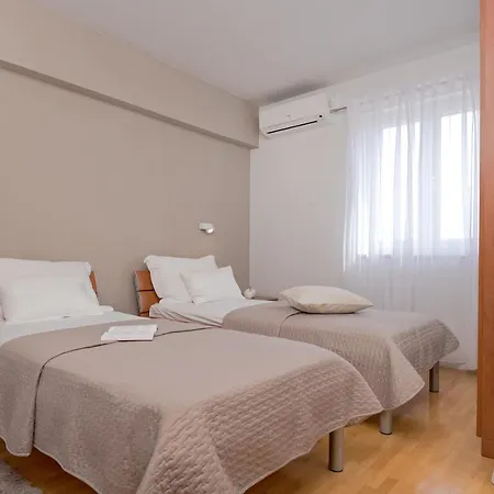 And With Parking Space - 10339 Pensionat