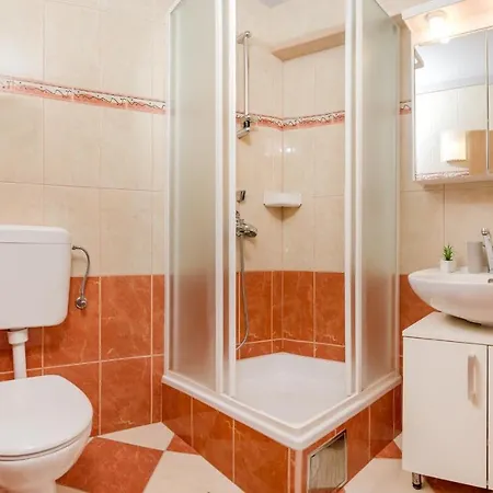 And With Parking Space - 10339 Pensionat