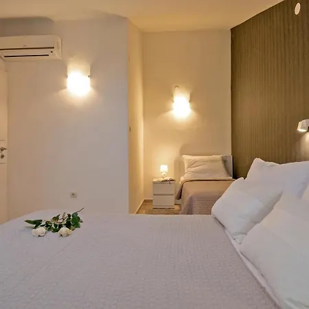 And With Parking Space - 10339 3* Rogoznica (Sibenik-Knin)