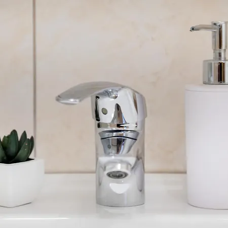 Πανσιόν And With Parking Space - 10339 Rogoznica (Sibenik-Knin)