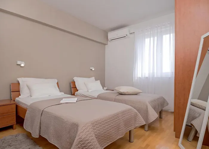 And With Parking Space - 10339 Gasthuis