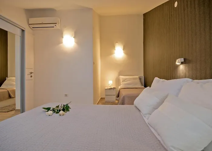 And With Parking Space - 10339 3* Rogoznica (Sibenik-Knin)