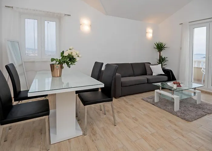 And With Parking Space - 10339 3* Rogoznica (Sibenik-Knin)