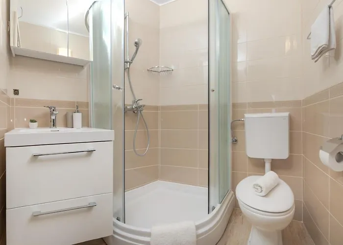 And With Parking Space - 10339 3* Rogoznica (Sibenik-Knin)