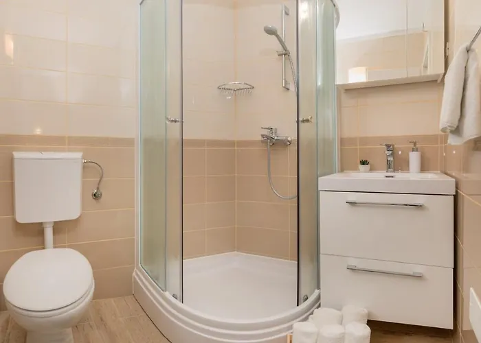 Pensión And With Parking Space - 10339