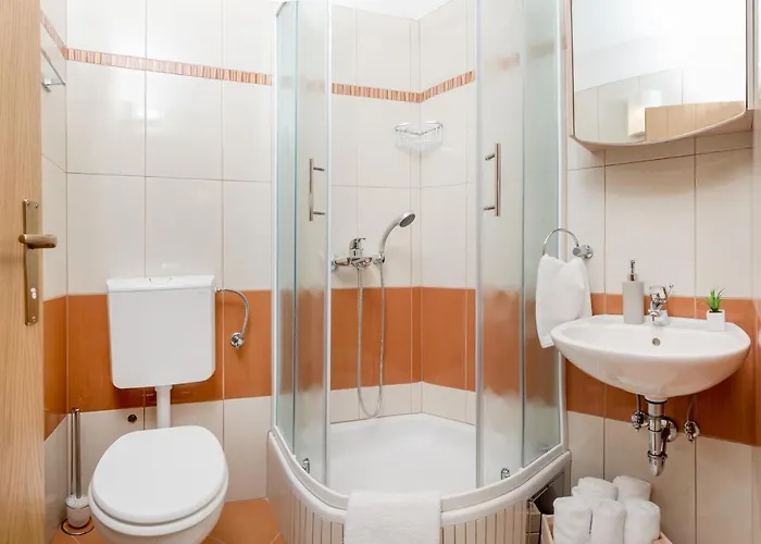 Pensión And With Parking Space - 10339